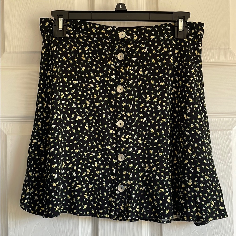 H&M Floral Button-Up Skirt